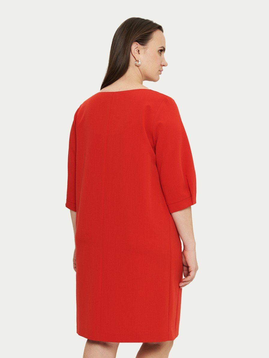 Платье прямое Varra